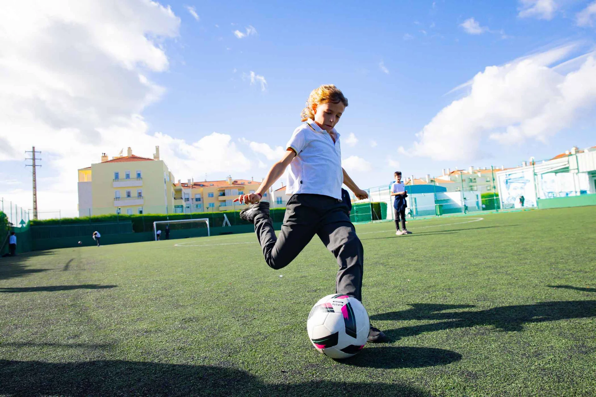 Clubes, desporto e oportunidades